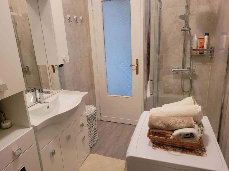 Bilocale: 5 Minuti Dall'Ariston Sanremo Exterior photo
